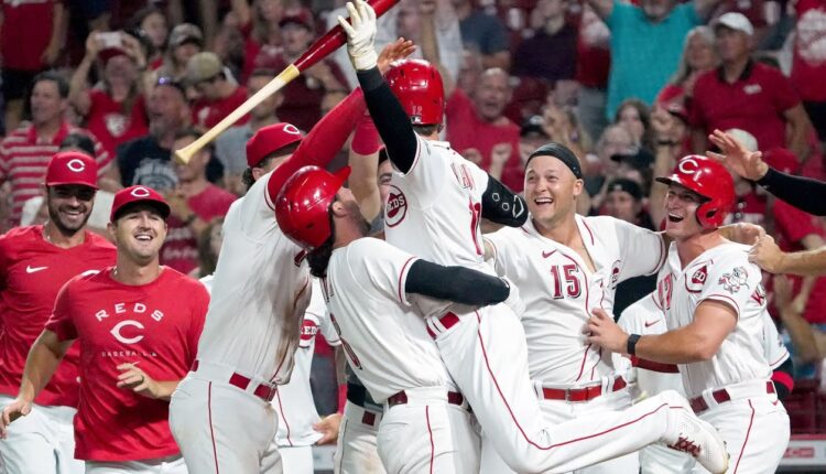 Reds beat Rays on walk off balk