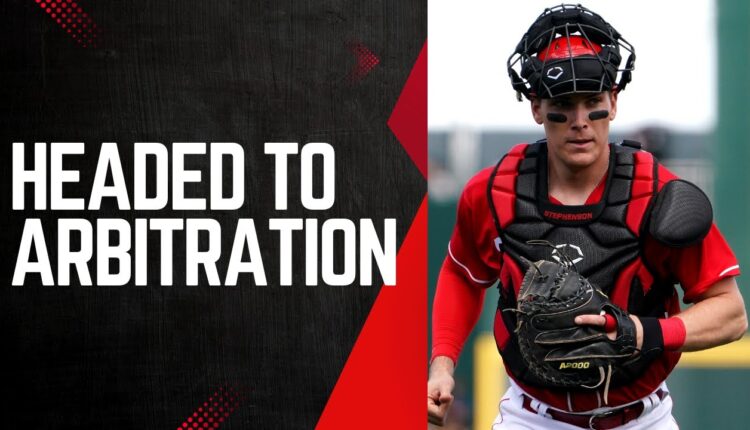 Late Night Reds - The Cincinnati Reds Are FALLING BEHIND By Standing Still